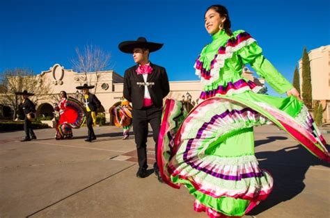 zapateado dance origin: The zapateado dance, an intricate and passionate form of Latin American dance, has roots deeply embedded in the cultural tapestry of Mexico, Spain, and other Spanish-speaking countries.